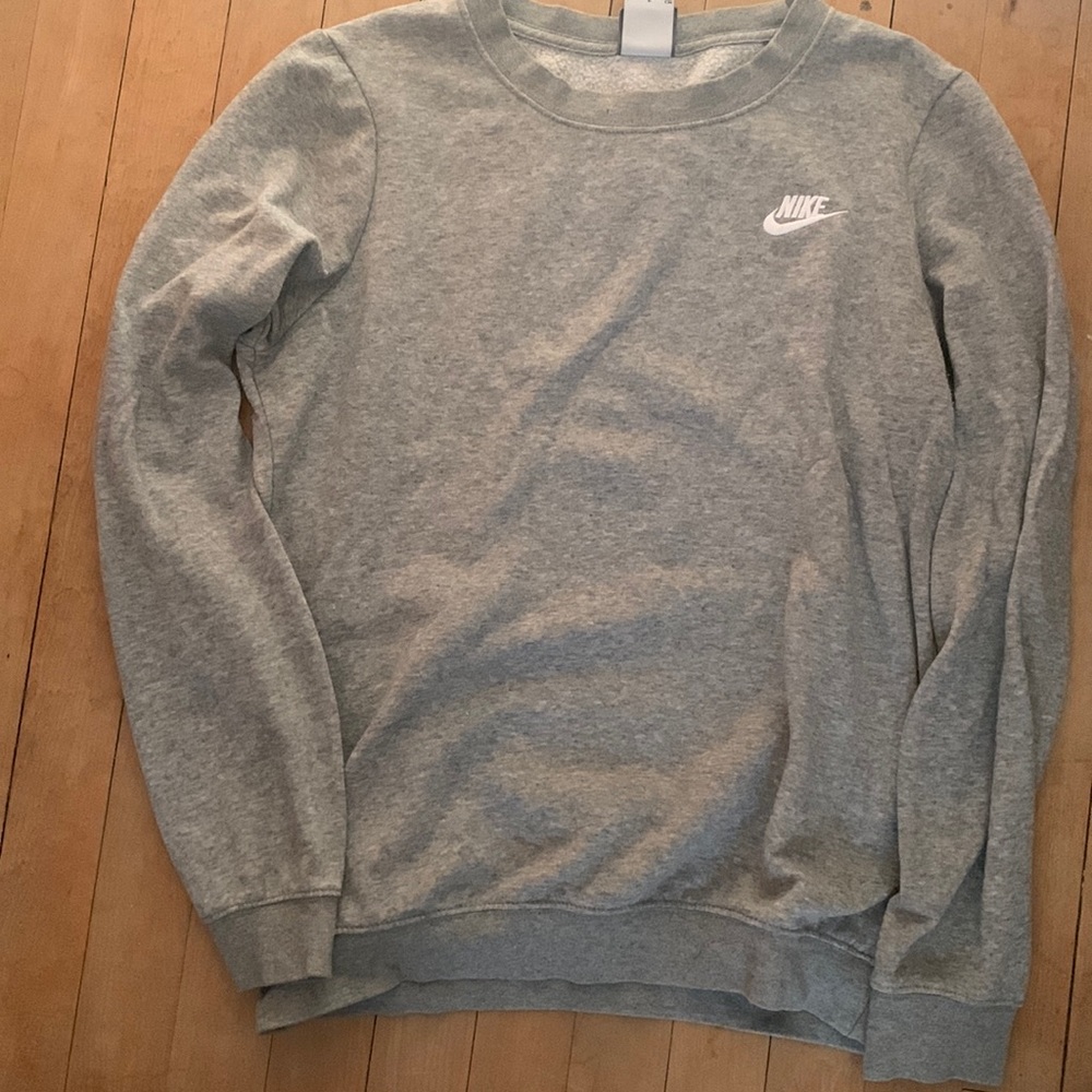 Nike sweatshirt
